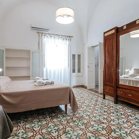 Apartment L' Angolo Di Lucia